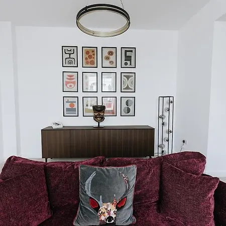Grade Ii Mill Townhouse In With Free Parking Which Sleeps 6 Leeds (West Yorkshire)