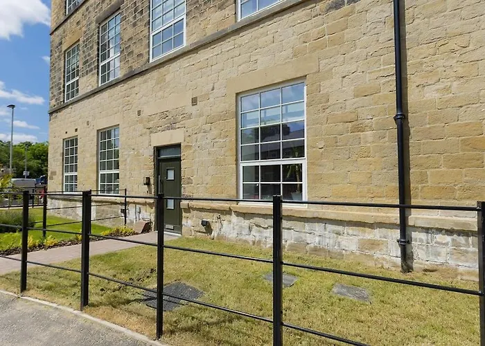 Grade Ii Mill Townhouse In With Free Parking Which Sleeps 6 Сasa de vacaciones Leeds (West Yorkshire)