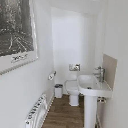 Casa vacanze Grade Ii Mill Townhouse In With Free Parking Which Sleeps 6 *