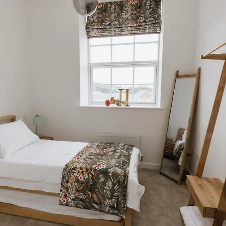 Grade Ii Mill Townhouse In With Free Parking Which Sleeps 6 리즈