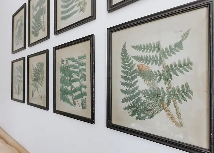 Grade Ii Mill Townhouse In With Free Parking Which Sleeps 6