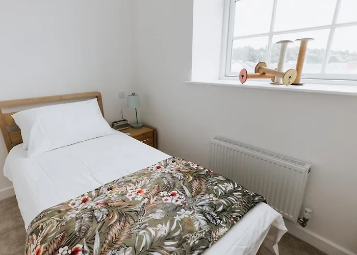 Semesterbostad Grade Ii Mill Townhouse In With Free Parking Which Sleeps 6 Leeds (West Yorkshire)